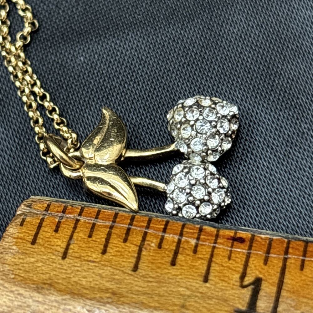 Vintage JUICY COUTURE Cherries Pendant Charm Necklace Gold Tone Y2K Jewelry - Picture 7 of 10